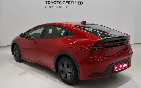 Toyota Prius IV XW50, 2024 год, 4 100 000 рублей, 4 фотография