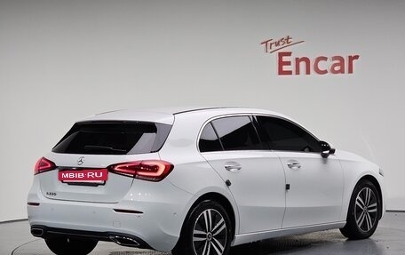 Mercedes-Benz A-Класс, 2022 год, 1 560 000 рублей, 3 фотография
