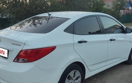 Hyundai Solaris II рестайлинг, 2014 год, 820 000 рублей, 4 фотография