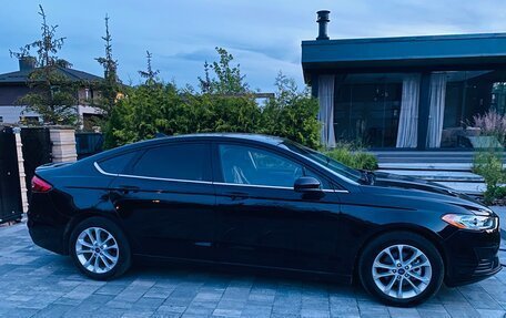 Ford Fusion (North America) II, 2020 год, 1 590 000 рублей, 2 фотография