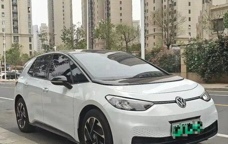 Volkswagen ID.3 I, 2023 год, 1 445 000 рублей, 3 фотография