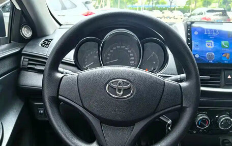 Toyota Yaris XP150 рестайлинг, 2021 год, 1 126 027 рублей, 14 фотография