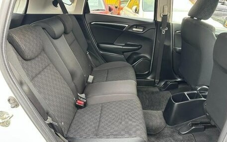 Honda Fit III, 2014 год, 715 000 рублей, 8 фотография