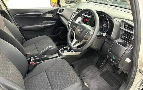 Honda Fit III, 2014 год, 715 000 рублей, 16 фотография