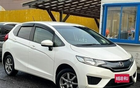 Honda Fit III, 2014 год, 715 000 рублей, 18 фотография