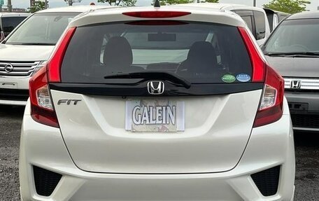 Honda Fit III, 2014 год, 715 000 рублей, 23 фотография