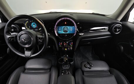MINI Hatch, 2021 год, 2 280 213 рублей, 13 фотография
