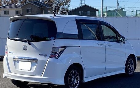 Honda Freed I, 2016 год, 817 000 рублей, 6 фотография