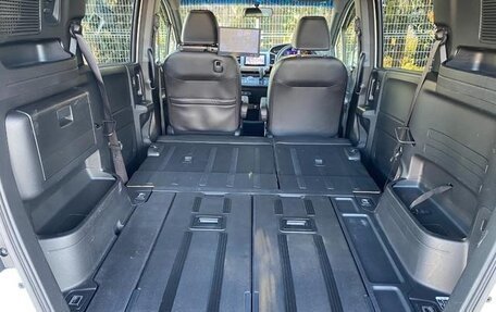 Honda Freed I, 2016 год, 817 000 рублей, 22 фотография