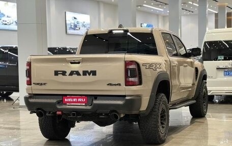 Rambler 1500, 2023 год, 14 000 000 рублей, 7 фотография