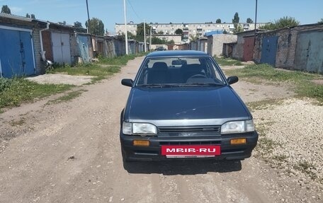 Mazda 323, 1987 год, 280 000 рублей, 2 фотография