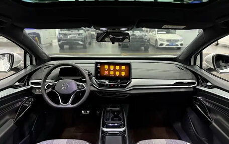 Volkswagen ID.4, 2023 год, 1 850 000 рублей, 11 фотография