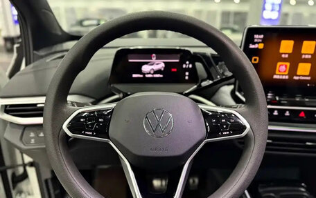 Volkswagen ID.4, 2023 год, 1 850 000 рублей, 17 фотография