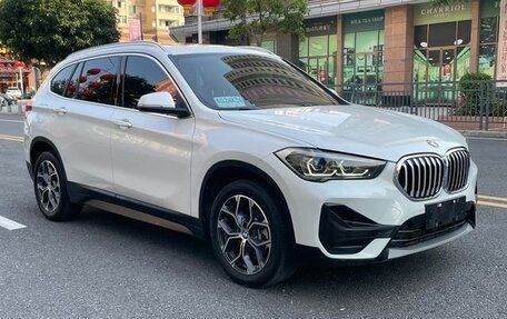 BMW X1, 2022 год, 1 571 000 рублей, 3 фотография