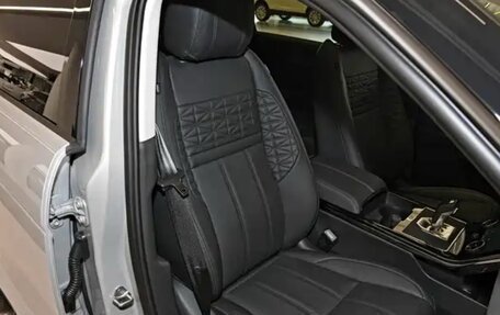 Land Rover Range Rover Evoque II, 2024 год, 4 800 000 рублей, 8 фотография