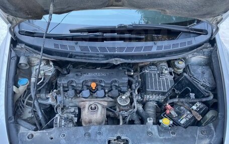Honda Civic VIII, 2006 год, 900 000 рублей, 3 фотография