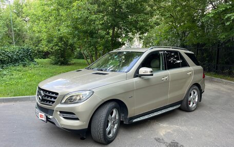 Mercedes-Benz M-Класс, 2012 год, 1 780 000 рублей, 3 фотография