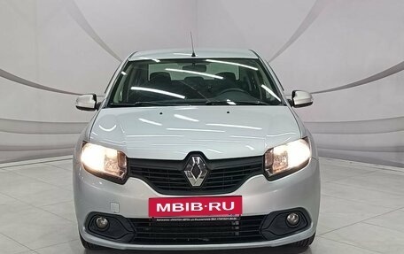 Renault Logan II, 2015 год, 653 000 рублей, 2 фотография
