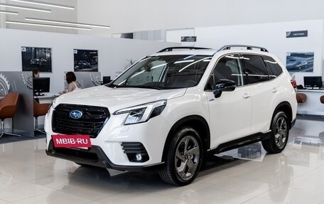 Subaru Forester, 2024 год, 4 990 000 рублей, 2 фотография