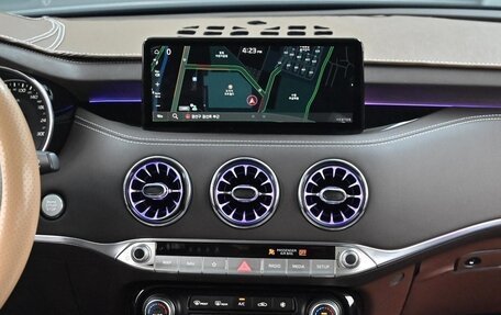 KIA Stinger I, 2022 год, 2 182 000 рублей, 15 фотография