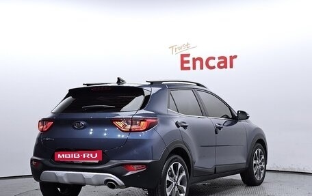 KIA Stonic, 2020 год, 1 070 000 рублей, 3 фотография