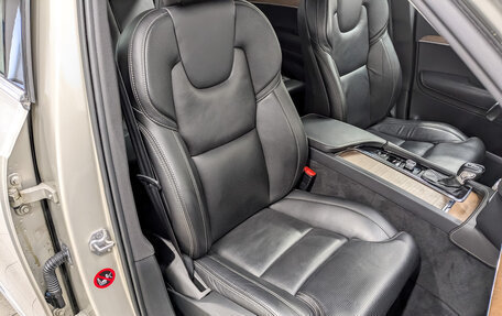 Volvo XC90 II рестайлинг, 2017 год, 3 750 000 рублей, 24 фотография