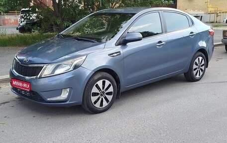 KIA Rio III рестайлинг, 2013 год, 720 000 рублей, 1 фотография