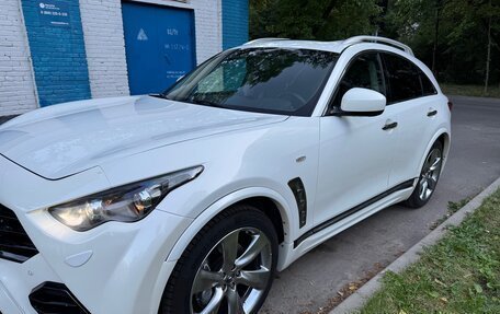 Infiniti FX II, 2012 год, 2 550 000 рублей, 10 фотография