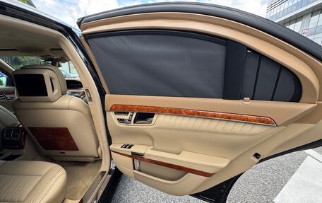 Mercedes-Benz S-Класс, 2010 год, 8 300 000 рублей, 26 фотография