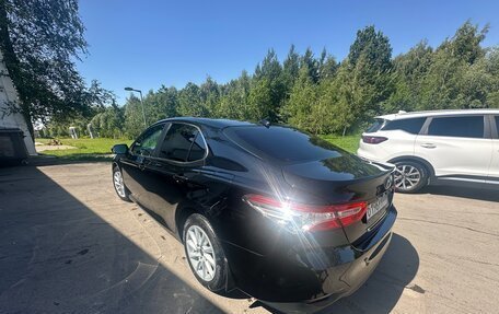 Toyota Camry, 2022 год, 2 700 000 рублей, 8 фотография