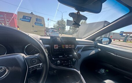 Toyota Camry, 2022 год, 2 700 000 рублей, 17 фотография