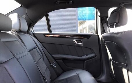 Mercedes-Benz E-Класс, 2013 год, 999 666 рублей, 24 фотография