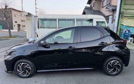 Toyota Yaris, 2021 год, 828 000 рублей, 4 фотография