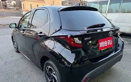 Toyota Yaris, 2021 год, 828 000 рублей, 5 фотография