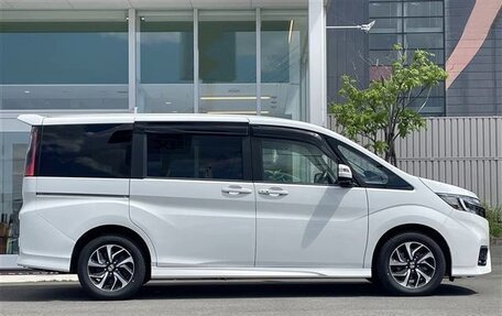 Honda Stepwgn IV, 2021 год, 2 242 000 рублей, 4 фотография
