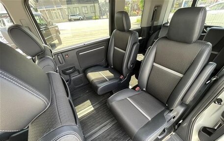 Honda Stepwgn IV, 2021 год, 2 242 000 рублей, 19 фотография
