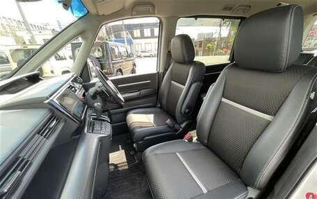 Honda Stepwgn IV, 2021 год, 2 242 000 рублей, 17 фотография