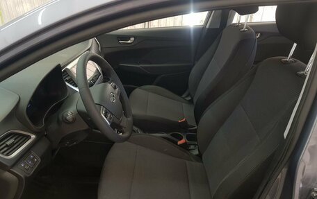 Hyundai Solaris II рестайлинг, 2018 год, 1 199 000 рублей, 11 фотография