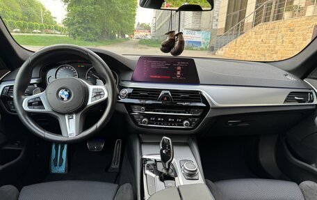 BMW 5 серия, 2019 год, 4 290 000 рублей, 15 фотография