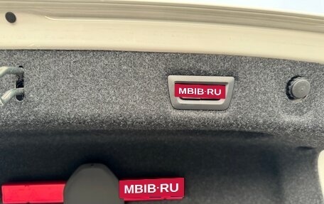 BMW 5 серия, 2019 год, 4 290 000 рублей, 38 фотография