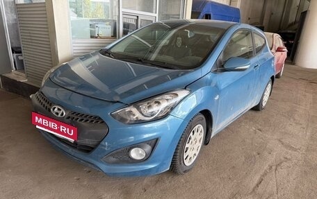 Hyundai i30 II рестайлинг, 2013 год, 713 000 рублей, 2 фотография
