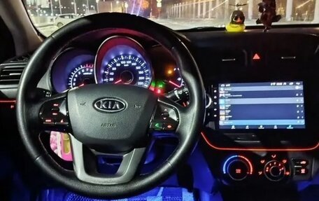 KIA Rio III рестайлинг, 2013 год, 720 000 рублей, 10 фотография