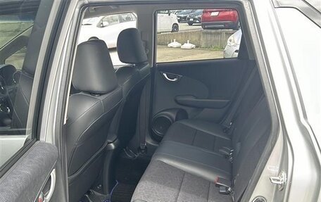 Honda Fit Shuttle I рестайлинг, 2014 год, 769 000 рублей, 18 фотография