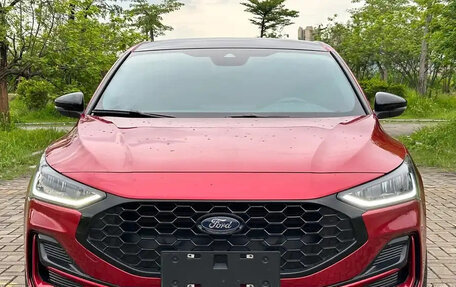 Ford Focus IV, 2022 год, 1 200 777 рублей, 2 фотография