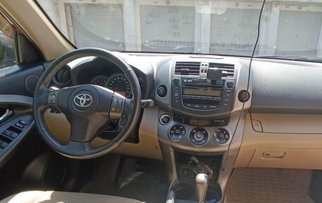 Toyota RAV4, 2009 год, 1 650 000 рублей, 16 фотография