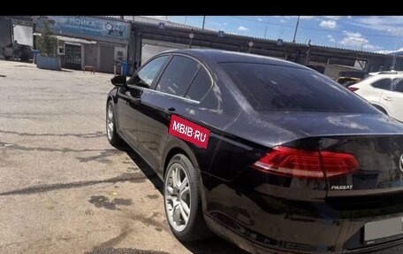 Volkswagen Passat B8 рестайлинг, 2015 год, 1 500 000 рублей, 9 фотография