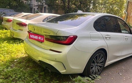 BMW 3 серия, 2019 год, 2 800 000 рублей, 2 фотография