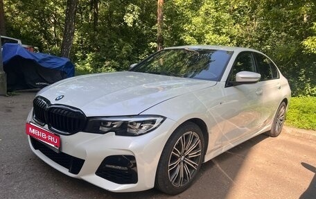 BMW 3 серия, 2019 год, 2 800 000 рублей, 3 фотография