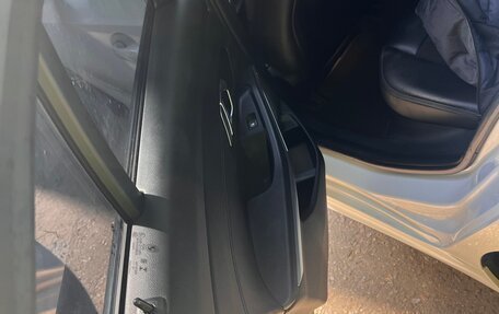 BMW 3 серия, 2019 год, 2 800 000 рублей, 14 фотография