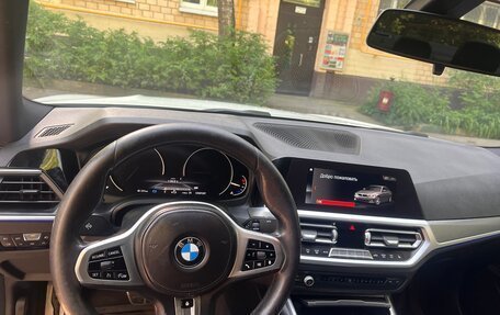 BMW 3 серия, 2019 год, 2 800 000 рублей, 17 фотография